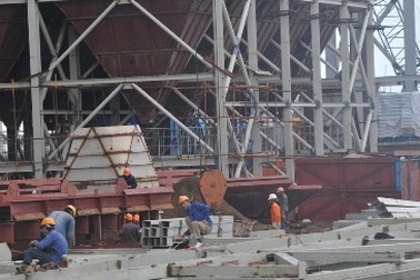 Tuyển 2.100 lao động Trung Quốc: Đúng quy định pháp luật?