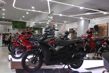 Thêm nhiều mẫu xe máy khan hàng, tăng giá do thiếu chip