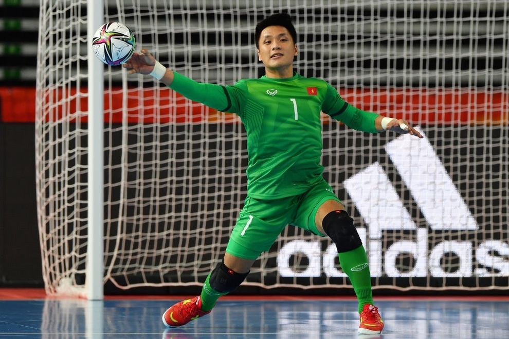 Màn trình diễn xuất thần của Hồ Văn Ý được FIFA ngợi ca - 1 Màn trình diễn xuất thần của Hồ Văn Ý được FIFA ngợi ca - 1