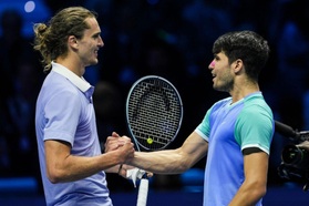 Zverev, Ruud vào kinh dochị kết, Alcaraz chia tay ATP Finals