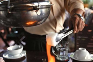 Hiểm họa khôn lường từ bếp cồn