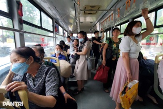 Đề nghị mở rộng hệ thống xe buýt điện toàn thành phố để giảm xe máy xăng