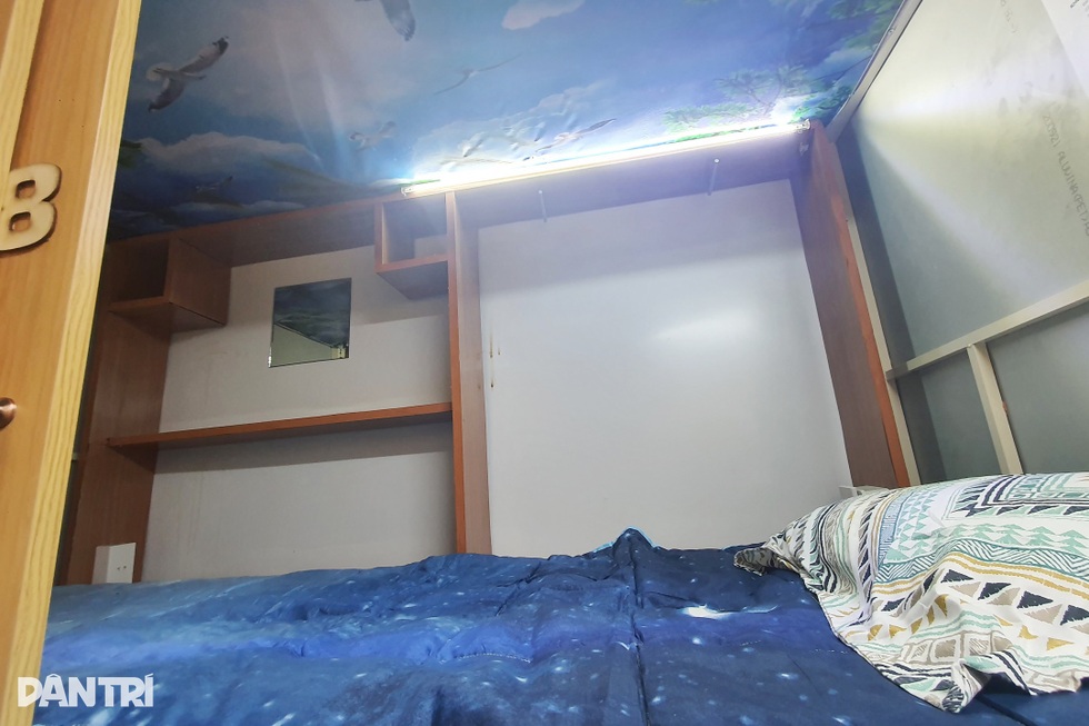 Cúi đầu, khom lưng sống trong những hộp ngủ giữa trung tâm TPHCM - 2 Cúi đầu, khom lưng sống trong những hộp ngủ giữa trung tâm TPHCM - 2