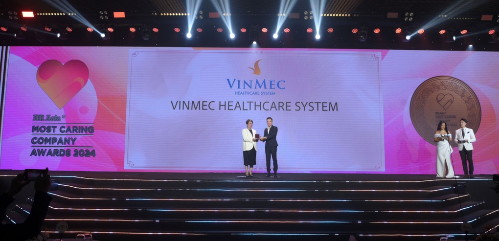 Vinmec được vinh danh tại giải thưởng Nơi làm việc tốt nhất Châu Á - 2 Vinmec được vinh danh tại giải thưởng Nơi làm việc tốt nhất Châu Á - 2