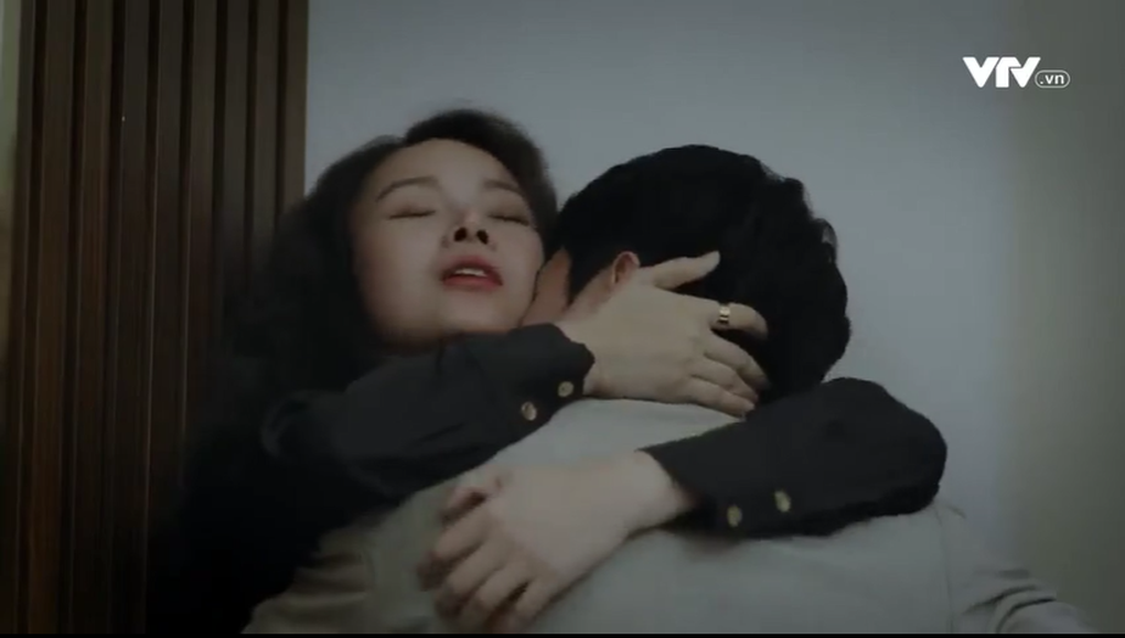 Diễm Hương tiết lộ không ngờ về cảnh nóng và phản ứng của ông xã - 3 Diễm Hương tiết lộ không ngờ về cảnh nóng và phản ứng của ông xã - 3