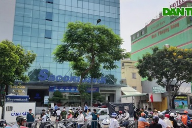 Công an khám xét trụ sở Công ty F88 ở TPHCM