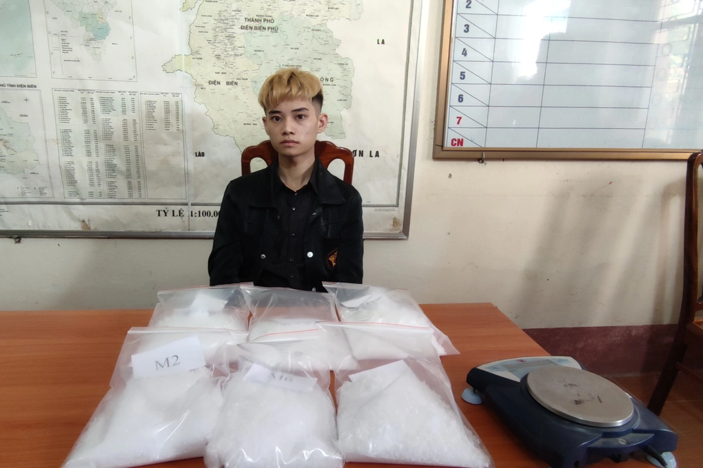Khởi tố 3 thanh niên mua bán 3kg ma túy đá - 2 Khởi tố 3 thanh niên mua bán 3kg ma túy đá - 2