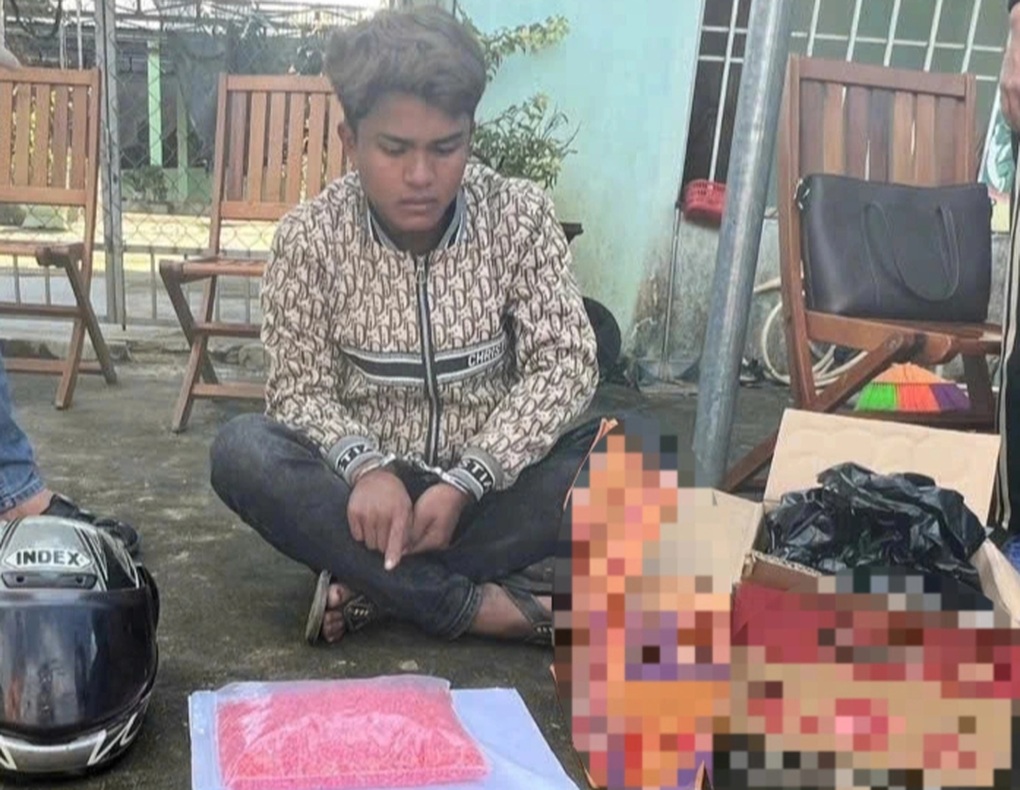 Nam thanh niên người Lào vận chuyển 18.000 viên ma túy vào Việt Nam - 1 Nam thanh niên người Lào vận chuyển 18.000 viên ma túy vào Việt Nam - 1