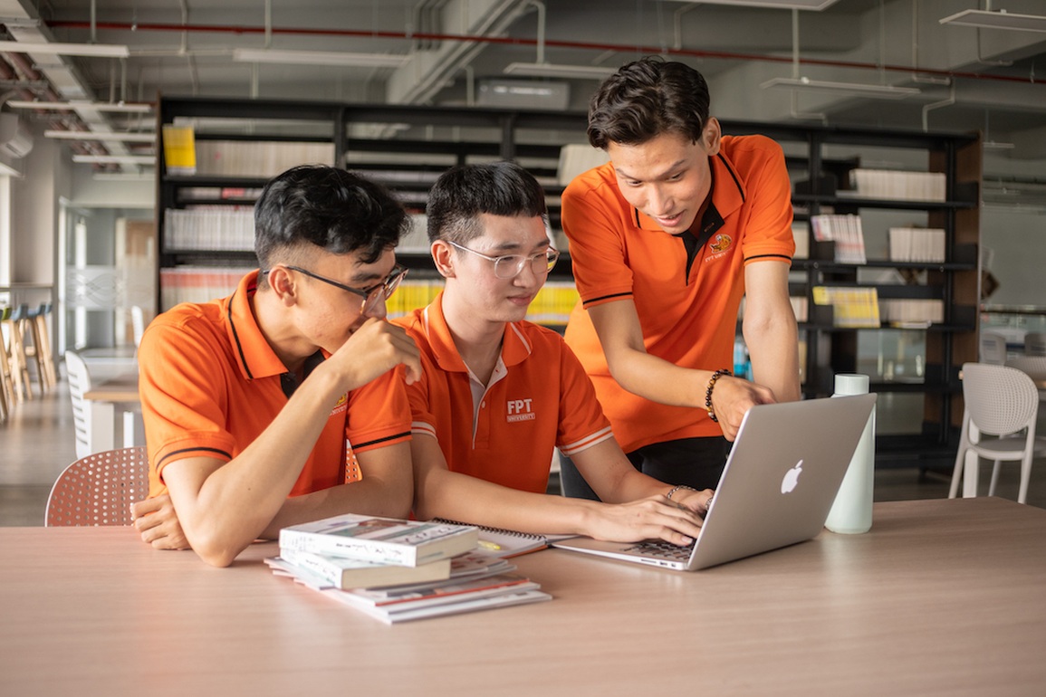 SV học kiểu kiến tạo, tuy bỡ ngỡ nhưng hiệu quả bất ngờ - 1 SV học kiểu kiến tạo, tuy bỡ ngỡ nhưng hiệu quả bất ngờ - 1