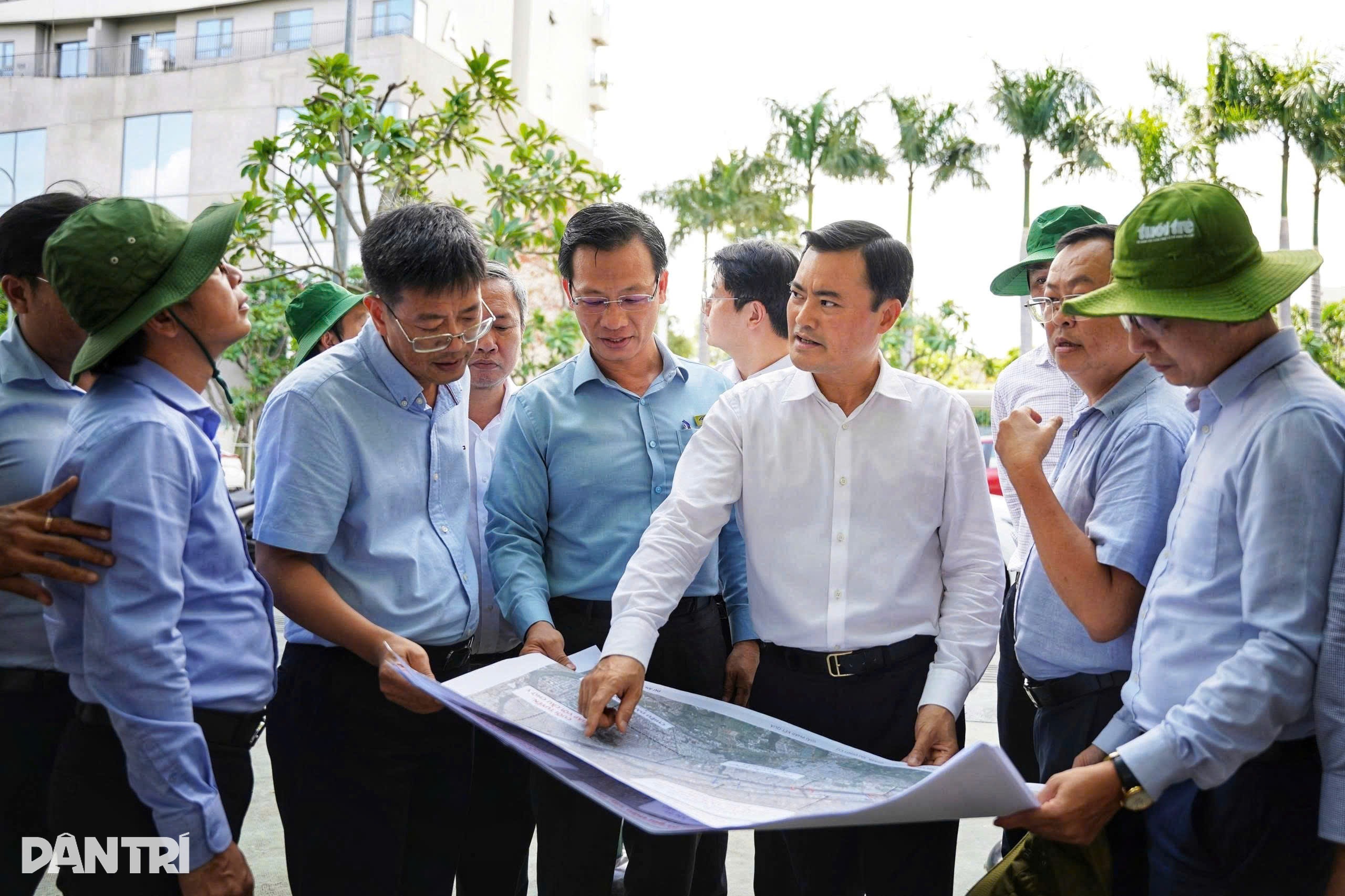 Lãnh đạo TPHCM thị sát nơi tái định cư cho người dân bờ bắc kênh Đôi - 1