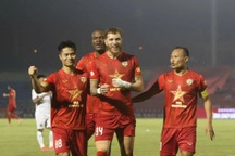 CLB Hà Tĩnh đánh bại Bình Dương, Hải Phòng hòa SL Nghệ An