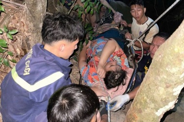 Ba người khuyết tật bị ngã xuống thác nước ở Tam Đảo