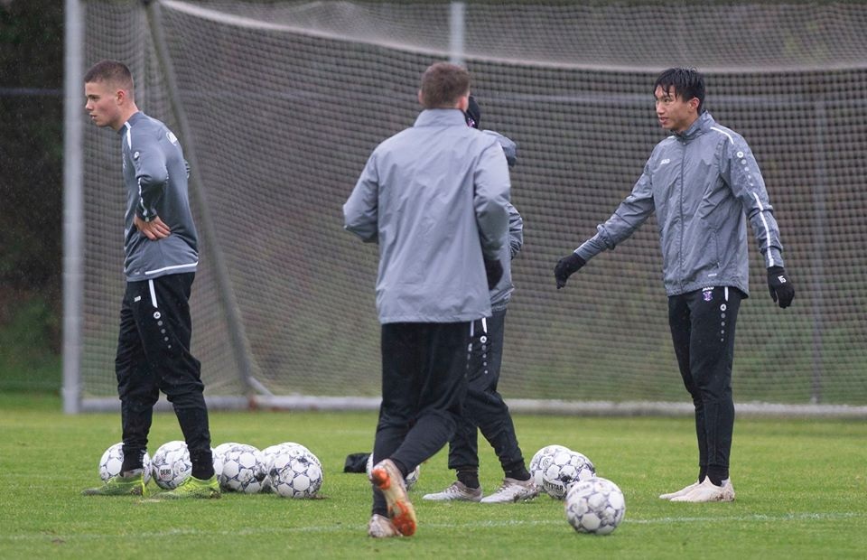 Đoàn Văn Hậu tập luyện cùng SC Heerenveen tại Tây Ban Nha - 1 Đoàn Văn Hậu tập luyện cùng SC Heerenveen tại Tây Ban Nha - 1
