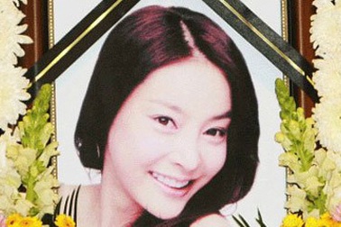 Mở lại phiên tòa vụ lạm dụng tình dục nữ diễn viên “Vườn Sao Băng”