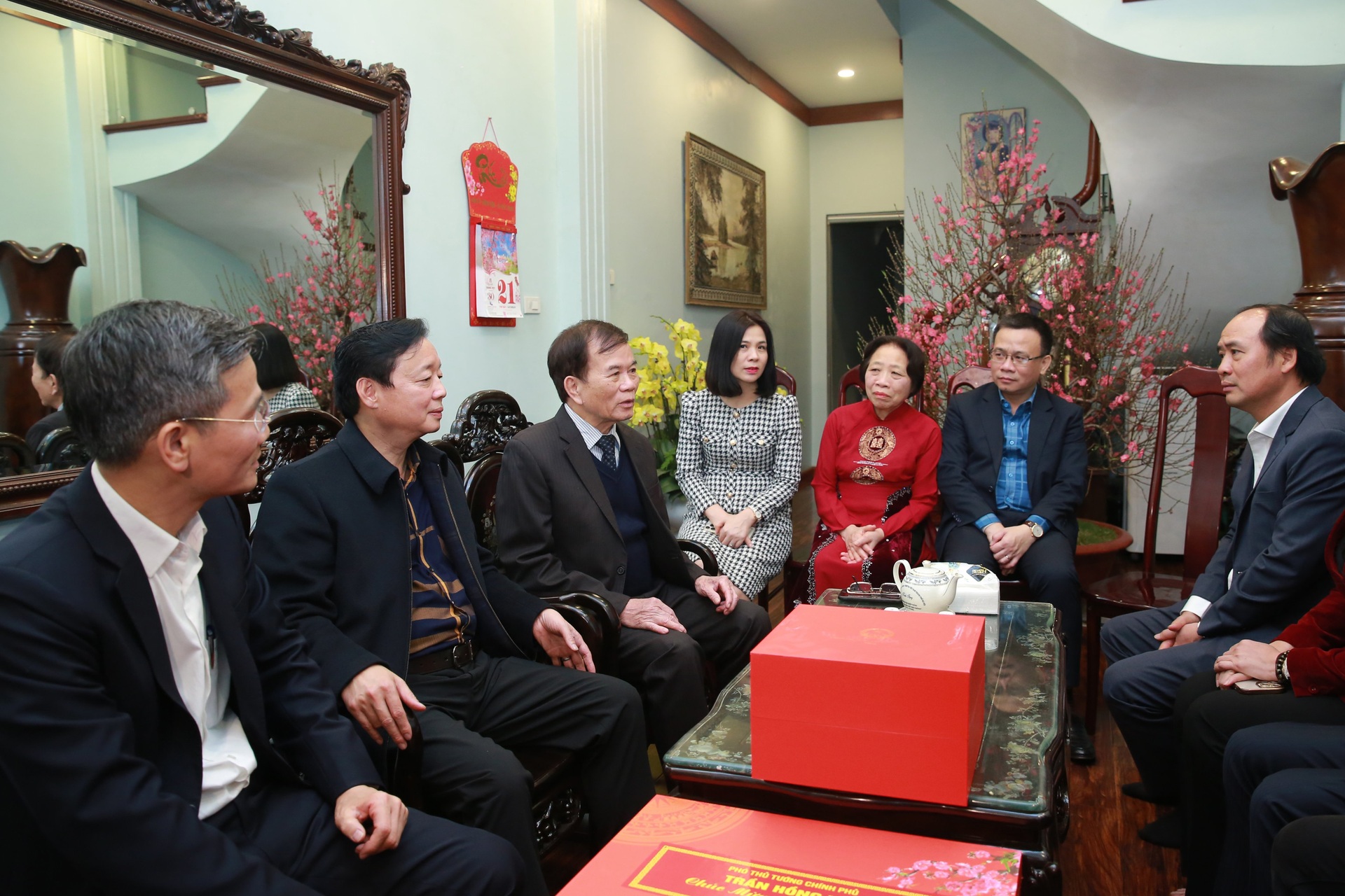 Phó Thủ tướng Trần Hồng Hà chúc Tết bệnh nhân, người lao động đêm 30 Tết - 9 Phó Thủ tướng Trần Hồng Hà chúc Tết bệnh nhân, người lao động đêm 30 Tết - 9