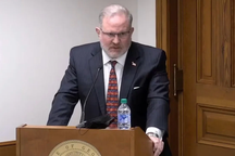 Đồng minh của ông Trump nhận tội trong vụ gian lận bầu cử