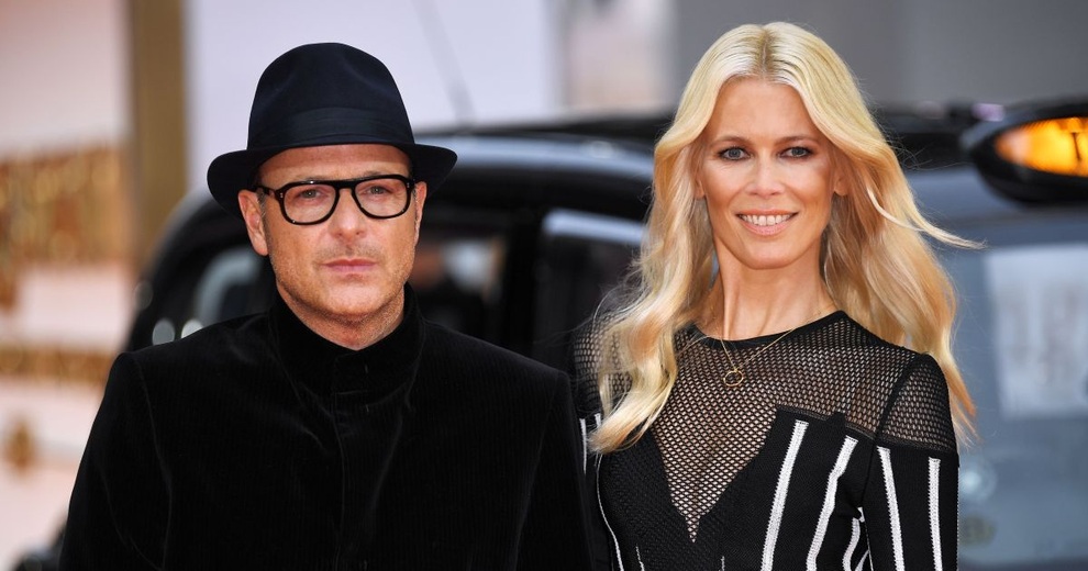 Hé lộ cuộc sống kín tiếng của siêu mẫu Claudia Schiffer - 5