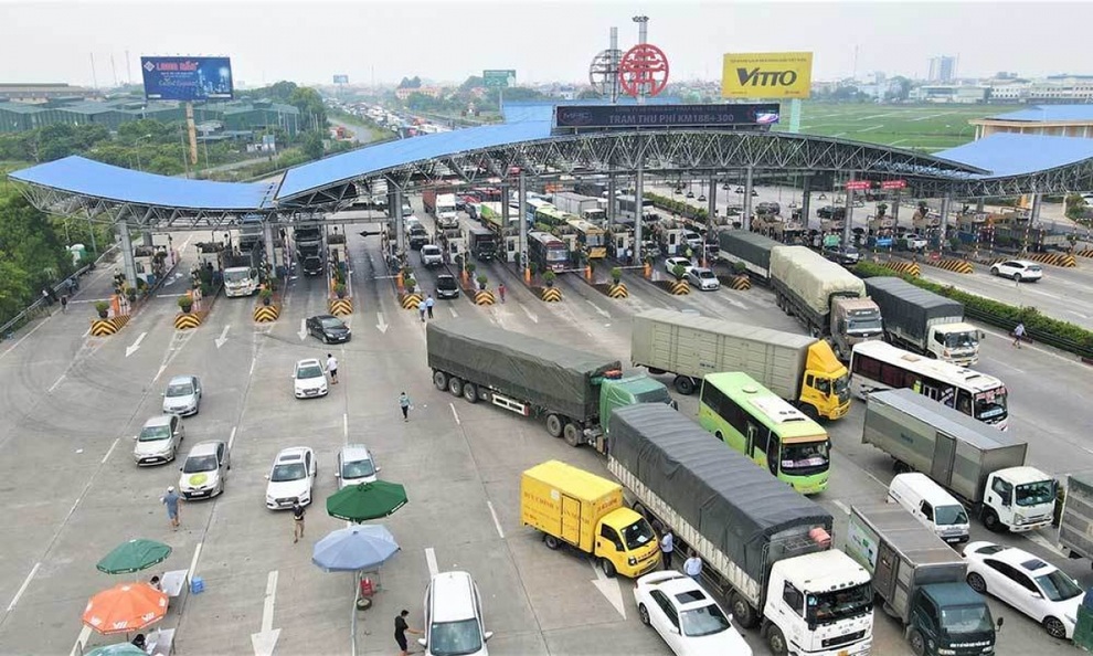 Bộ GTVT ra tối hậu thư, yêu cầu chấm dứt ùn tắc tại chốt kiểm soát dịch - 1 Bộ GTVT ra tối hậu thư, yêu cầu chấm dứt ùn tắc tại chốt kiểm soát dịch - 1