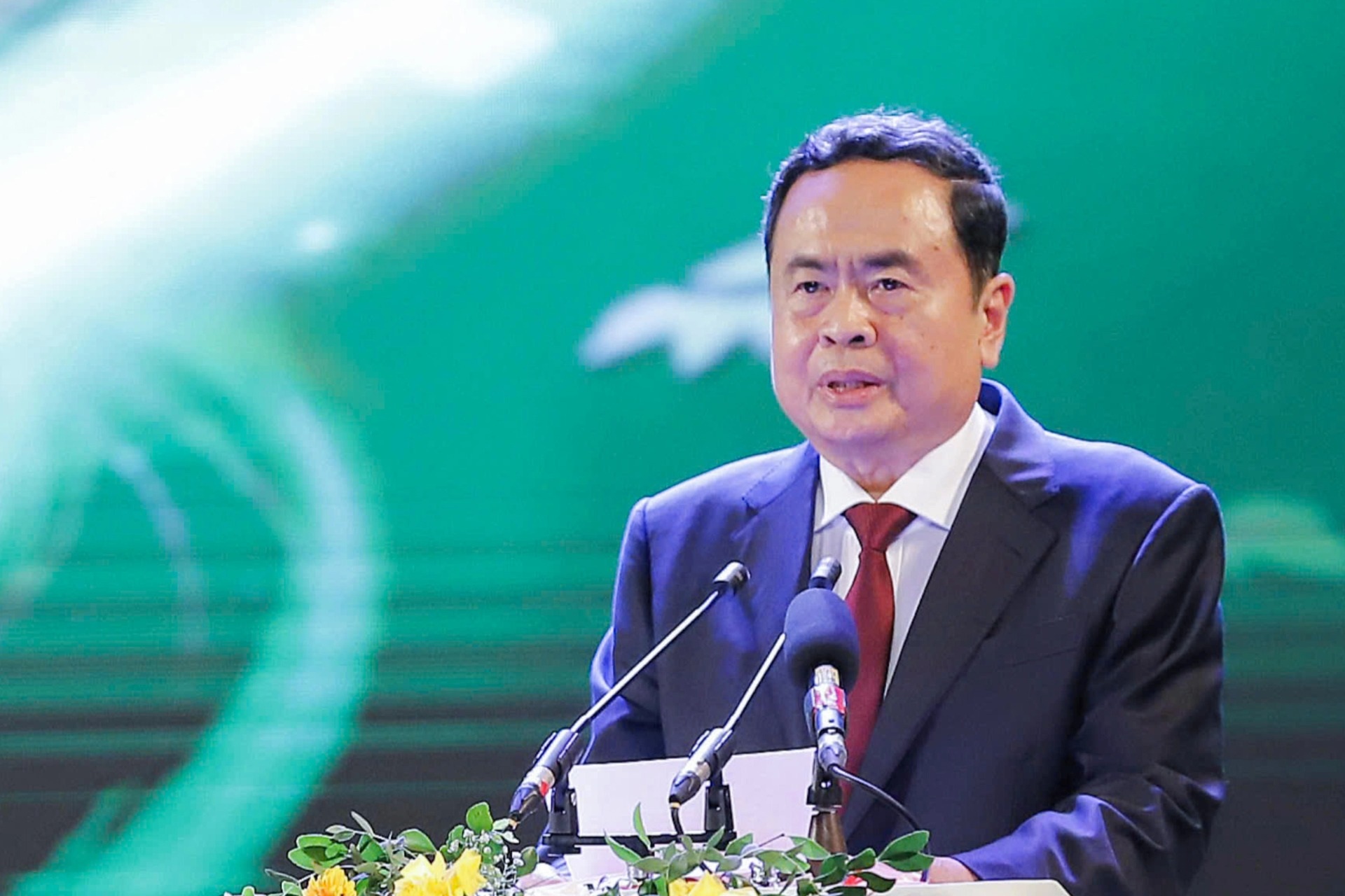 កសិករវៀតណាមដែលពឹងលើខ្លួនឯងនិងមានគំនិតច្នៃប្រឌិតនាំប្រទេសចូលទៅក្នុងយុគសម័យថ្មី - ១ Nông dân Việt Nam tự cường, sáng tạo đưa đất nước bước vào kỷ nguyên mới - 1