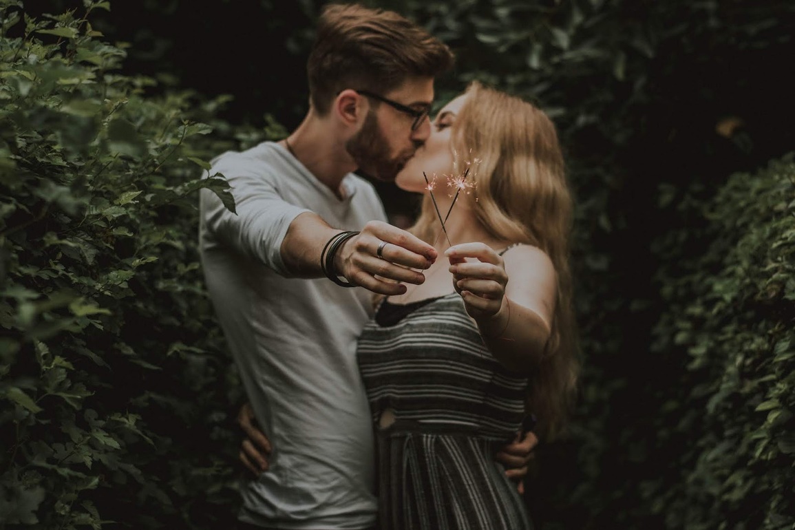 Tại sao con người... hôn nhau? - 2 Tại sao con người... hôn nhau? - 2