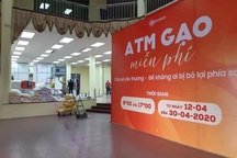 Chủ “cây ATM gạo” đầu tiên ở Hà Nội mở thêm điểm phát gạo miễn phí