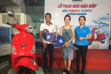 Đại Việt trao thưởng xe Piaggio cho khách hàng may mắn mua máy làm mát