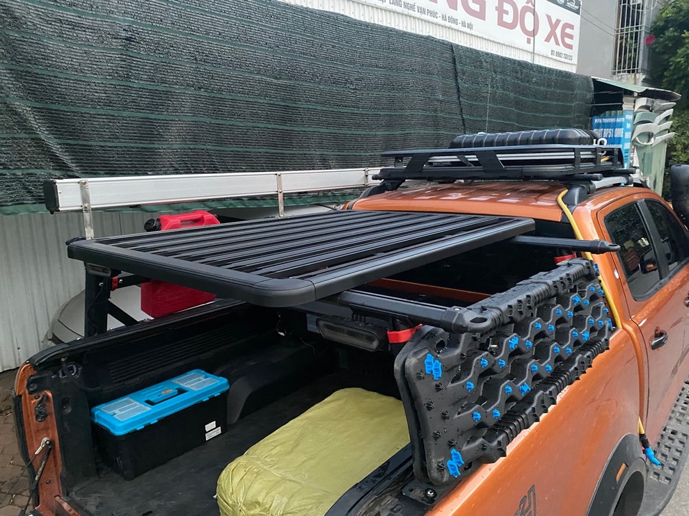 Thợ độ xe hóa xế cũ thành nhà đi phượt không ngơi tay mùa Covid-19 - 7 Thợ độ xe hóa xế cũ thành nhà đi phượt không ngơi tay mùa Covid-19 - 7