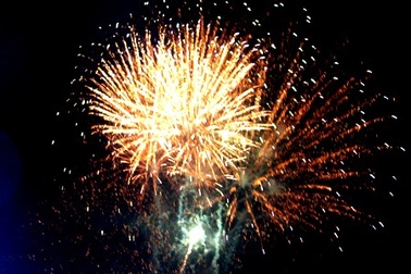 Cần Thơ bắn pháo hoa đón giao thừa 2013 tại 6 điểm