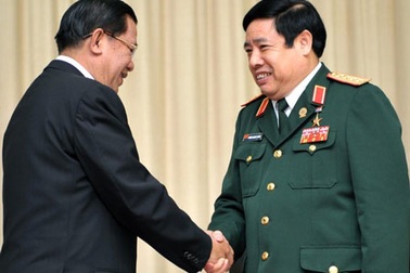 Bộ trưởng Quốc phòng Việt Nam: Không né tránh vấn đề Biển Đông