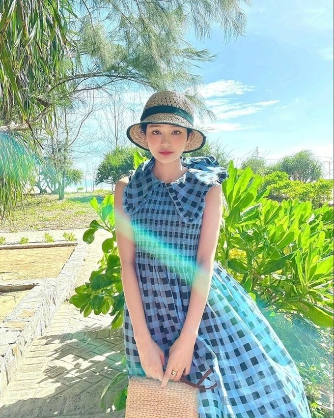 Chọn váy đi biển xinh ngất ngây như mỹ nhân Việt - Ảnh 11.