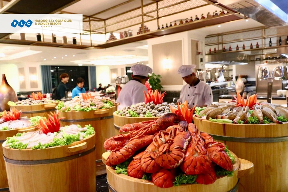 Trải nghiệm mùa lễ hội rực rỡ tại các quần thể nghỉ dưỡng hàng đầu Việt Nam - 3 Trải nghiệm mùa lễ hội rực rỡ tại các quần thể nghỉ dưỡng hàng đầu Việt Nam - 3