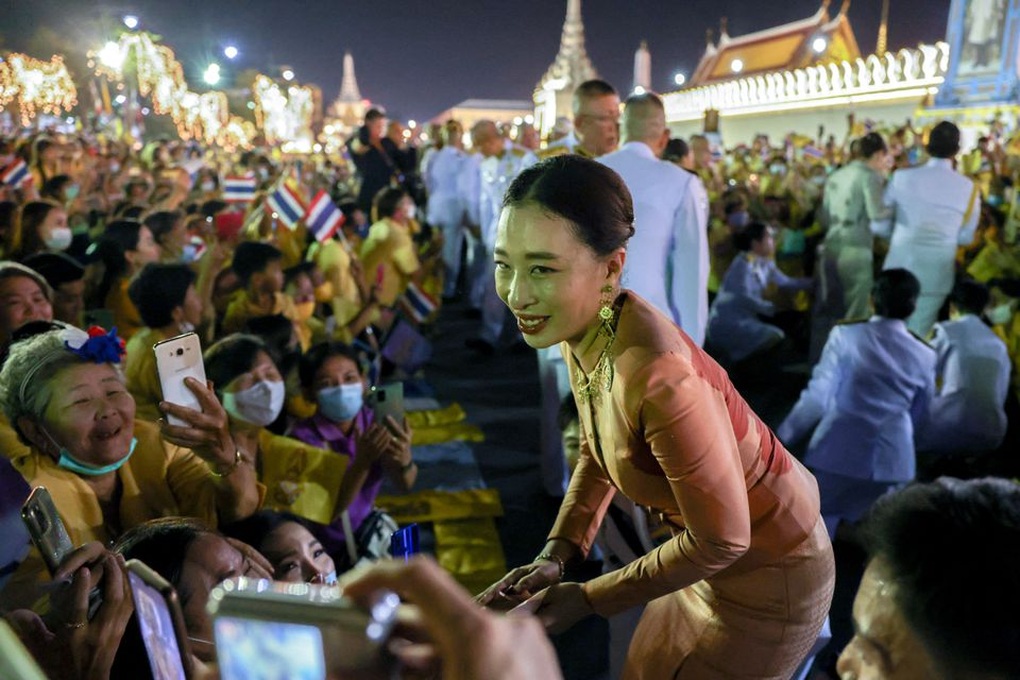 Công chúa Thái Lan hôn mê 3 tuần chưa tỉnh, nghi do một loại vi khuẩn - 1 Công chúa Thái Lan hôn mê 3 tuần chưa tỉnh, nghi do một loại vi khuẩn - 1