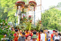 Độc đáo kiệu lá hình rồng làm trong 7 ngày để đón Trung thu ở Hà Nội