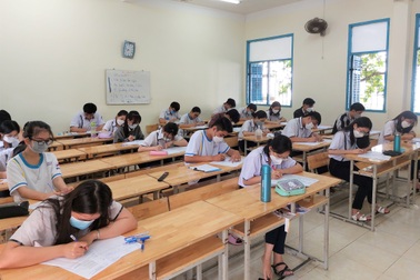 Không để thí sinh vì hoàn cảnh khó khăn mà bỏ thi tốt nghiệp THPT