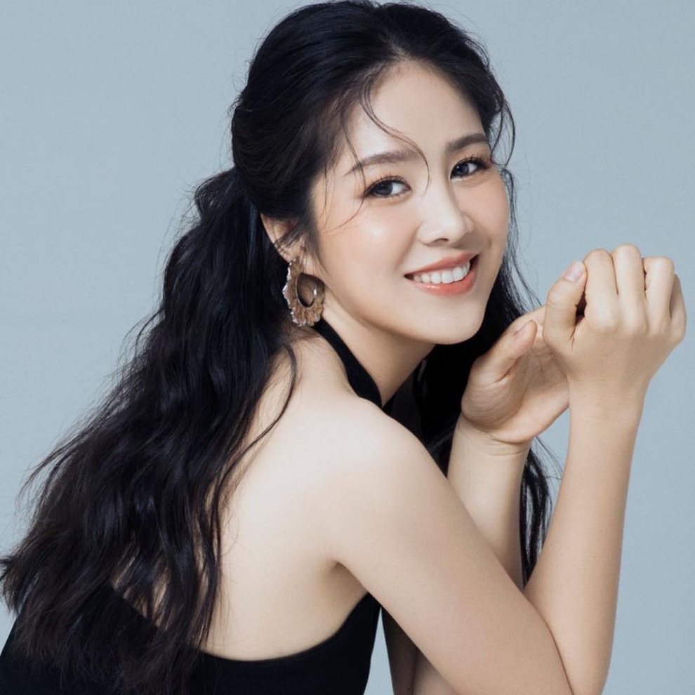 Diễn viên Lê Phương ôn lại kỷ niệm với hơn 20 bạn diễn nam - 6 Diễn viên Lê Phương ôn lại kỷ niệm với hơn 20 bạn diễn nam - 6