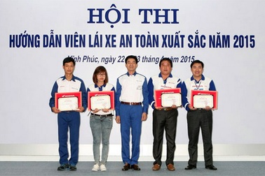 Honda tổng kết Hướng dẫn viên Lái xe an toàn xuất sắc năm 2015