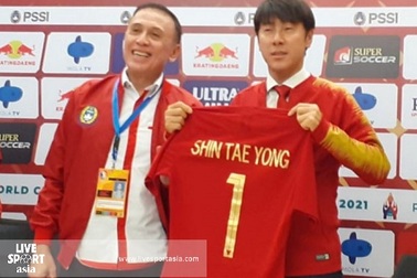 Tân HLV Indonesia thừa nhận hỏi ý kiến HLV Park Hang Seo