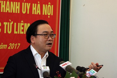 Bí thư Hà Nội: Không được buông xuôi trong cuộc chiến giành lại vỉa hè!