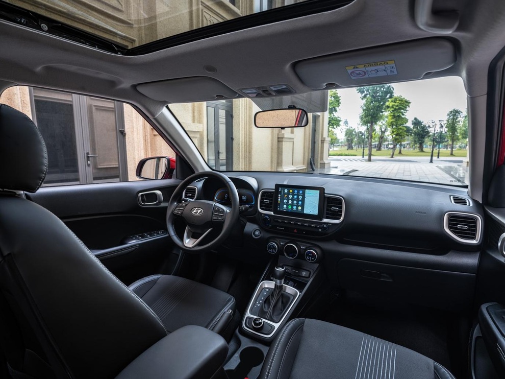 Những lý do Hyundai Venue trở thành chiếc SUV thu hút phái đẹp - 3 Những lý do Hyundai Venue trở thành chiếc SUV thu hút phái đẹp - 3