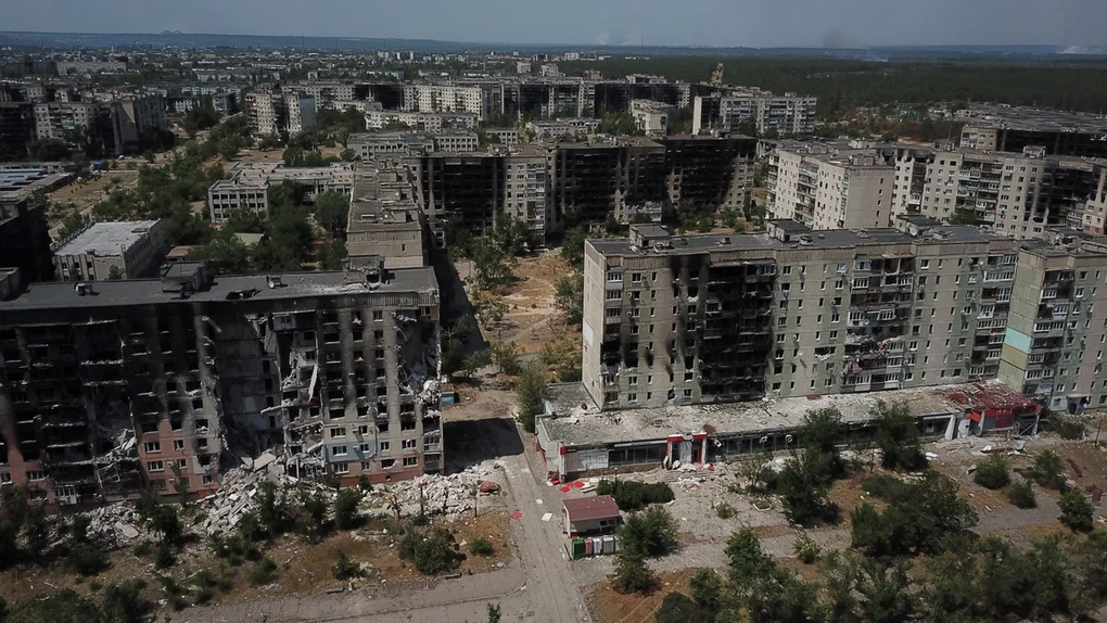 Những thành phố đổ nát do chiến sự tại Ukraine - 7 Những thành phố đổ nát do chiến sự tại Ukraine - 7