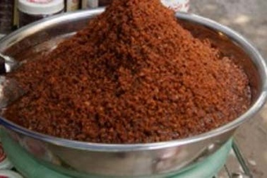 Mắm tép sống “3 không”, coi chừng thịt lợn bệnh