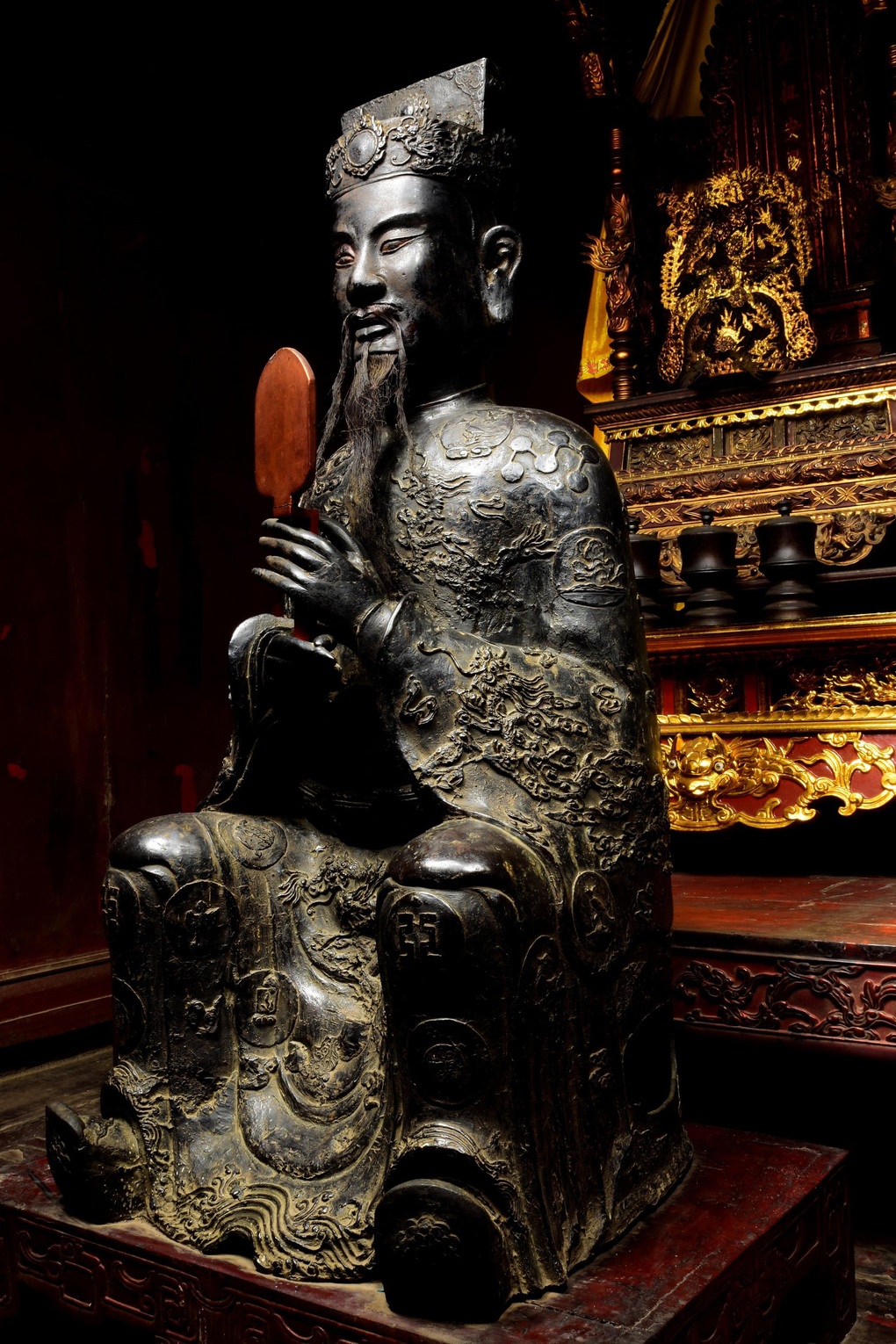 Điều kỳ lạ về pho tượng An Dương Vương vừa được công nhận bảo vật quốc gia - 1 Điều kỳ lạ về pho tượng An Dương Vương vừa được công nhận bảo vật quốc gia - 1