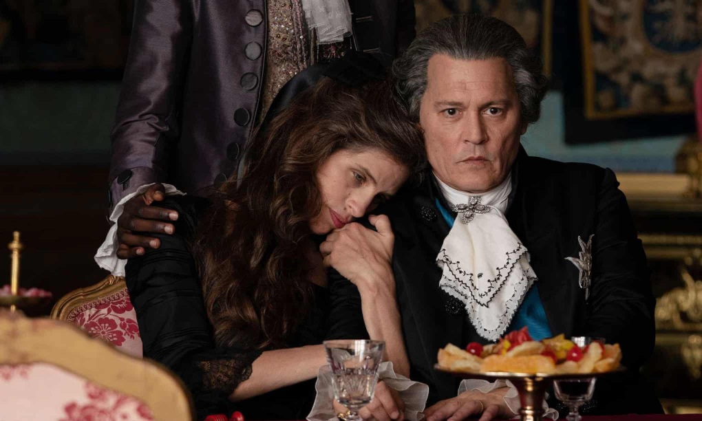 Johnny Depp được săn đón ở Cannes như chưa từng bị tẩy chay - 2 Johnny Depp được săn đón ở Cannes như chưa từng bị tẩy chay - 2