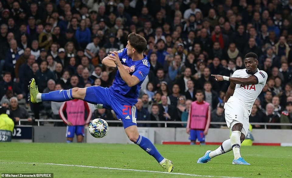 Bayern Munich đại thắng 6-0, Tottenham thăng hoa cùng HLV Mourinho - 15 Bayern Munich đại thắng 6-0, Tottenham thăng hoa cùng HLV Mourinho - 15