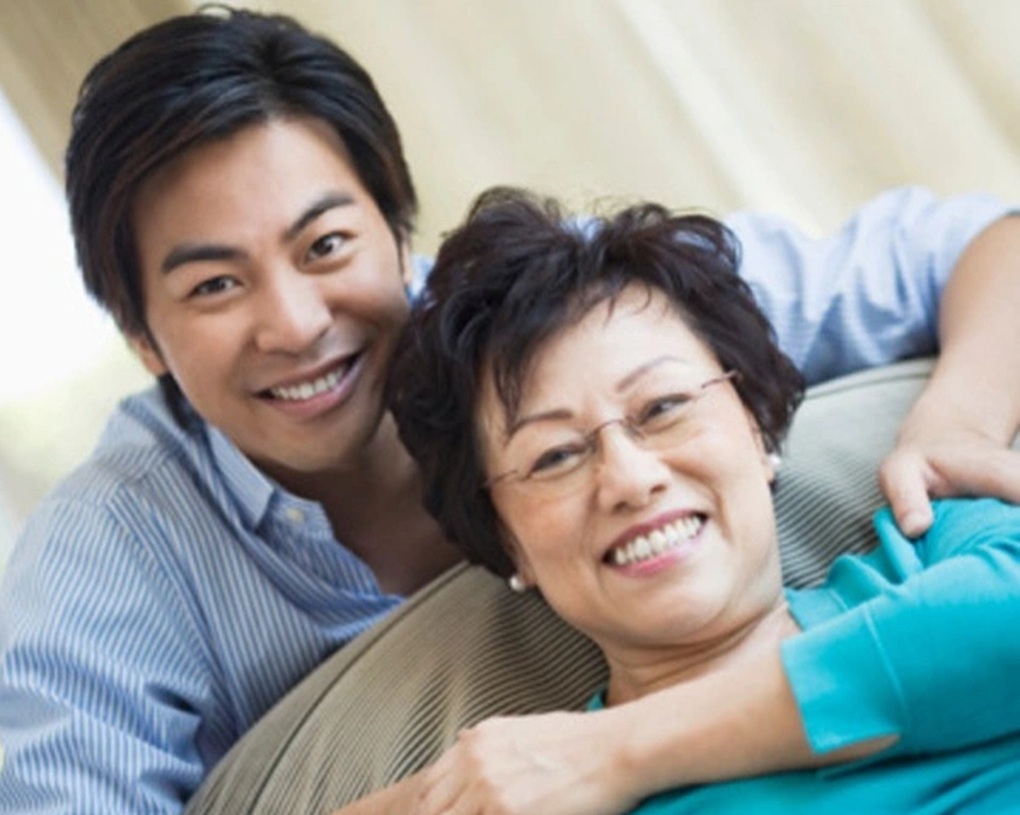 Lần đầu gặp bạn thân của con trai, tôi đã biết mình “không thoát nổi” - 1