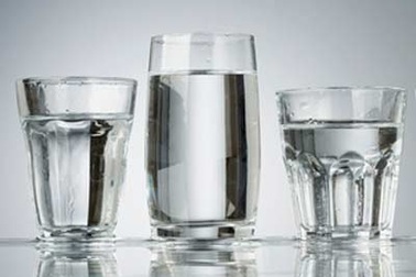 Uống nước: Dễ mà khó