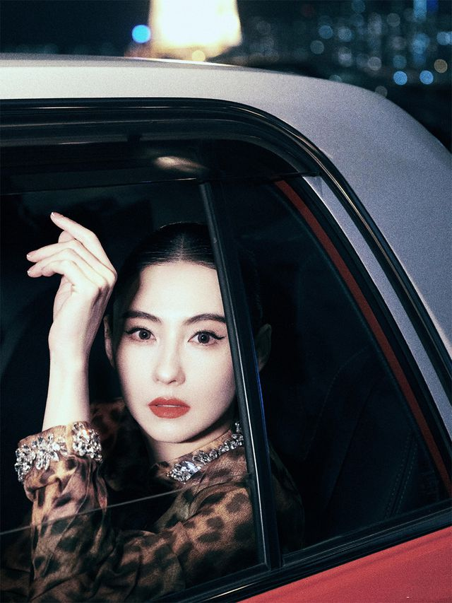 Cecilia Cheung suddenly looks young at 45, suspected of cosmetic surgery - 10 Trương Bá Chi bỗng trẻ lạ ở tuổi 45, bị nghi can thiệp thẩm mỹ - 10