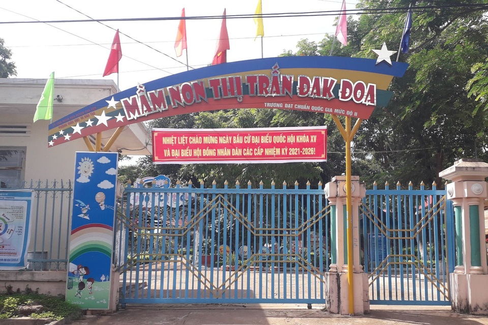 Gia Lai: Bị tố ăn bớt tiền ăn của học sinh, nhà trường yêu cầu làm rõ - 1 Gia Lai: Bị tố ăn bớt tiền ăn của học sinh, nhà trường yêu cầu làm rõ - 1
