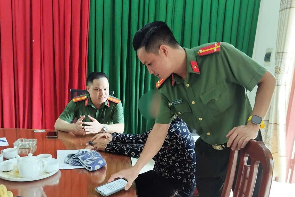 Người phụ nữ Hưng Yên suýt mất 600 triệu đồng vì tin lời kẻ lừa đảo - 1 Người phụ nữ Hưng Yên suýt mất 600 triệu đồng vì tin lời kẻ lừa đảo - 1