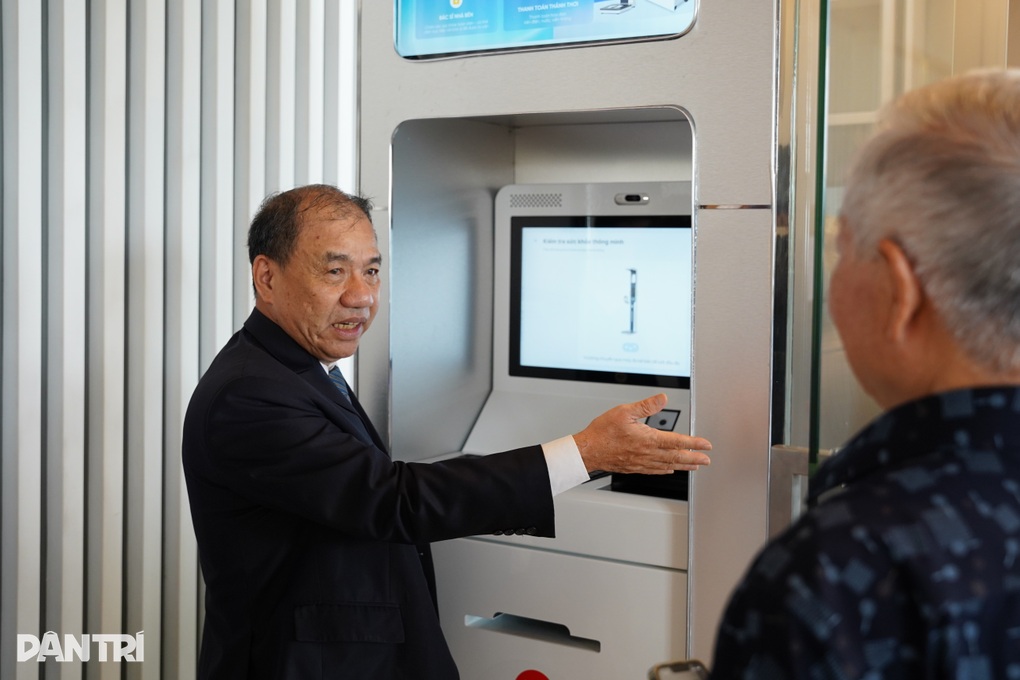 Công an TPHCM ra mắt trạm công dân số đầu tiên tại đảo Kim Cương - 2